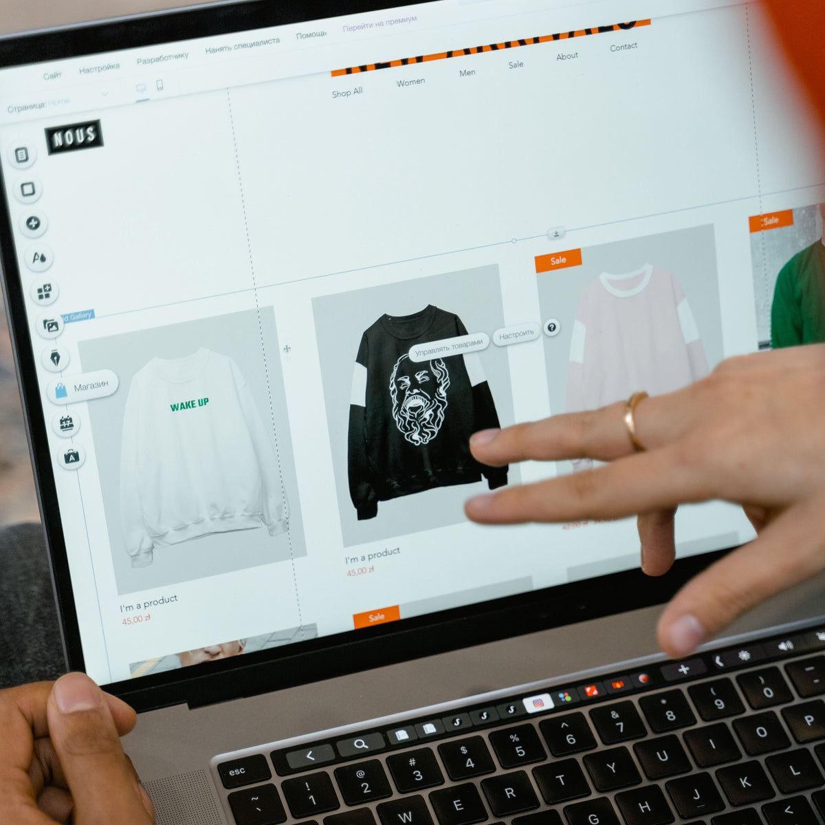 Person showing their digital foundations set up from Minerva Collective.